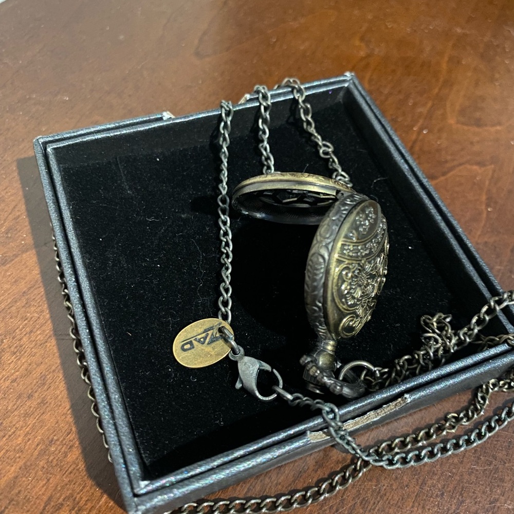 Brass Pocket Watch Necklace with Chain - Picture 6 of 6